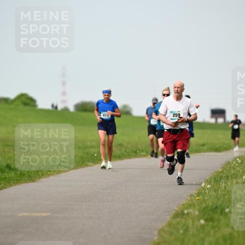 10.05.2026 - 8. Wedeler Halbmarathon Dr. Thomas Lammeyer http://msf.ph/oto/9709247 10.05.2026 12:03:00 Laufen 259, 473 meine-sportfotos.de