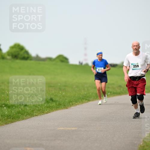 10.05.2026 - 8. Wedeler Halbmarathon Dr. Thomas Lammeyer http://msf.ph/oto/9709280 10.05.2026 12:03:02 Laufen 259, 472 meine-sportfotos.de
