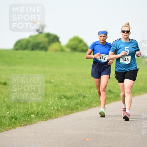 10.05.2026 - 8. Wedeler Halbmarathon Dr. Thomas Lammeyer http://msf.ph/oto/9709389 10.05.2026 12:03:08 Laufen 473, 143 meine-sportfotos.de