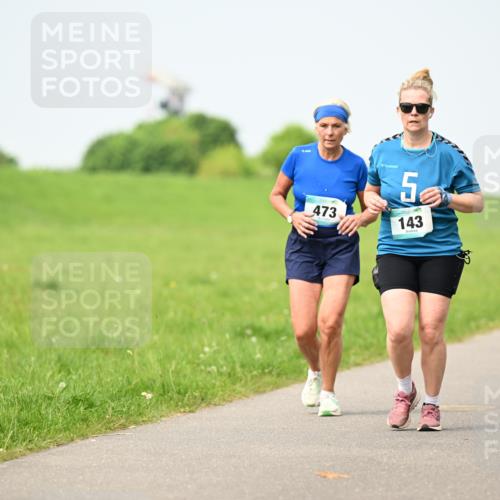 10.05.2026 - 8. Wedeler Halbmarathon Dr. Thomas Lammeyer http://msf.ph/oto/9709408 10.05.2026 12:03:09 Laufen 473, 143 meine-sportfotos.de
