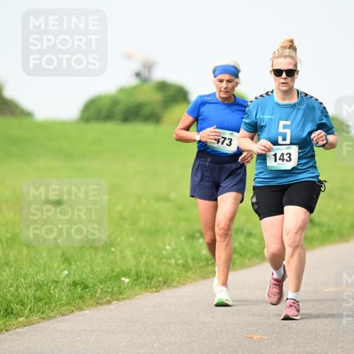 10.05.2026 - 8. Wedeler Halbmarathon Dr. Thomas Lammeyer http://msf.ph/oto/9709420 10.05.2026 12:03:10 Laufen 473, 143 meine-sportfotos.de