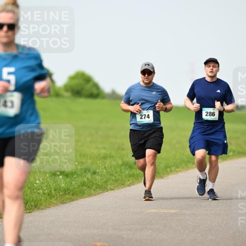 10.05.2026 - 8. Wedeler Halbmarathon Dr. Thomas Lammeyer http://msf.ph/oto/9709448 10.05.2026 12:03:12 Laufen 143, 274, 286 meine-sportfotos.de