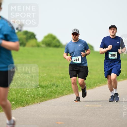 10.05.2026 - 8. Wedeler Halbmarathon Dr. Thomas Lammeyer http://msf.ph/oto/9709455 10.05.2026 12:03:13 Laufen 274, 286 meine-sportfotos.de
