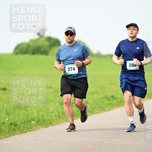 10.05.2026 - 8. Wedeler Halbmarathon Dr. Thomas Lammeyer http://msf.ph/oto/9709478 10.05.2026 12:03:14 Laufen 280, 274 meine-sportfotos.de