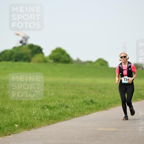 10.05.2026 - 8. Wedeler Halbmarathon Dr. Thomas Lammeyer http://msf.ph/oto/9709535 10.05.2026 12:03:26 Laufen 734, 760 meine-sportfotos.de