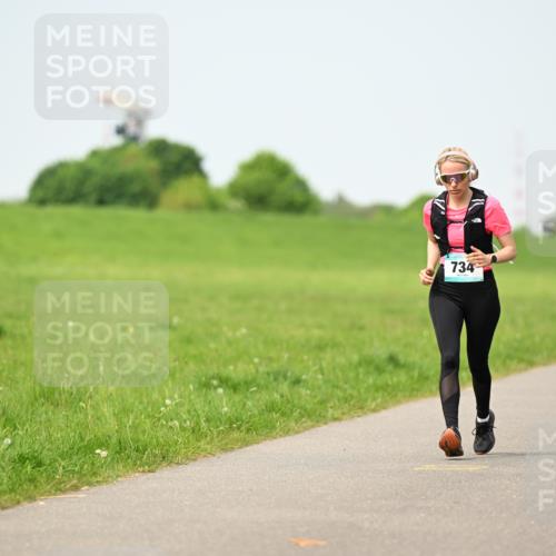 10.05.2026 - 8. Wedeler Halbmarathon Dr. Thomas Lammeyer http://msf.ph/oto/9709563 10.05.2026 12:03:27 Laufen 734 meine-sportfotos.de