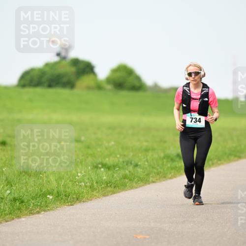 10.05.2026 - 8. Wedeler Halbmarathon Dr. Thomas Lammeyer http://msf.ph/oto/9709570 10.05.2026 12:03:27 Laufen 734 meine-sportfotos.de