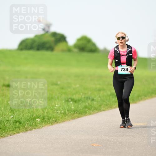 10.05.2026 - 8. Wedeler Halbmarathon Dr. Thomas Lammeyer http://msf.ph/oto/9709575 10.05.2026 12:03:28 Laufen 734 meine-sportfotos.de