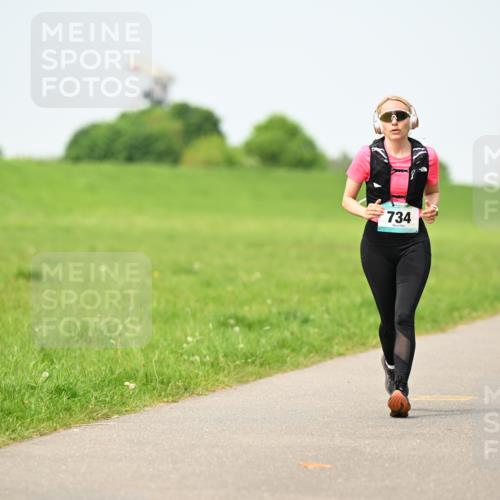 10.05.2026 - 8. Wedeler Halbmarathon Dr. Thomas Lammeyer http://msf.ph/oto/9709580 10.05.2026 12:03:28 Laufen 734 meine-sportfotos.de