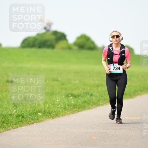 10.05.2026 - 8. Wedeler Halbmarathon Dr. Thomas Lammeyer http://msf.ph/oto/9709582 10.05.2026 12:03:28 Laufen 734 meine-sportfotos.de