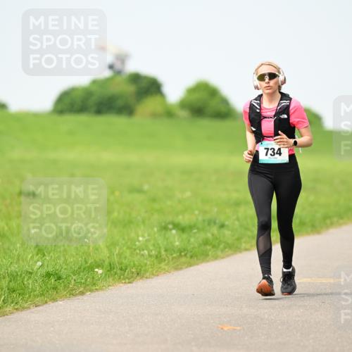 10.05.2026 - 8. Wedeler Halbmarathon Dr. Thomas Lammeyer http://msf.ph/oto/9709585 10.05.2026 12:03:28 Laufen 734 meine-sportfotos.de