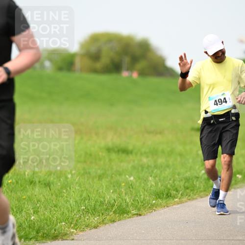 10.05.2026 - 8. Wedeler Halbmarathon Dr. Thomas Lammeyer http://msf.ph/oto/9709701 10.05.2026 12:03:39 Laufen 760, 494 meine-sportfotos.de