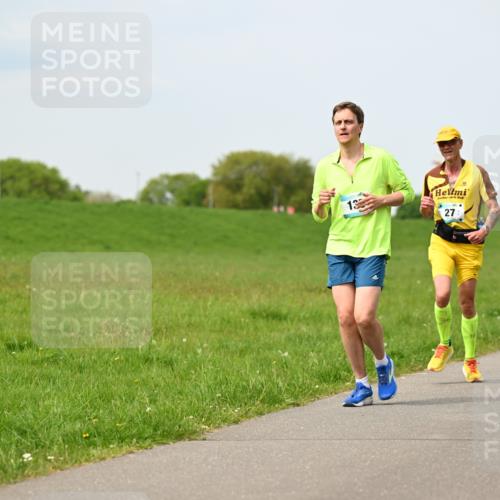 10.05.2026 - 8. Wedeler Halbmarathon Dr. Thomas Lammeyer http://msf.ph/oto/9709718 10.05.2026 12:03:43 Laufen  meine-sportfotos.de