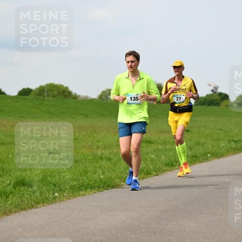 10.05.2026 - 8. Wedeler Halbmarathon Dr. Thomas Lammeyer http://msf.ph/oto/9709730 10.05.2026 12:03:44 Laufen 135 meine-sportfotos.de