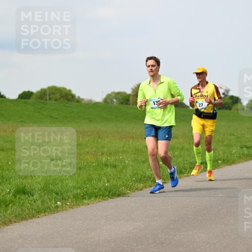 10.05.2026 - 8. Wedeler Halbmarathon Dr. Thomas Lammeyer http://msf.ph/oto/9709731 10.05.2026 12:03:44 Laufen  meine-sportfotos.de