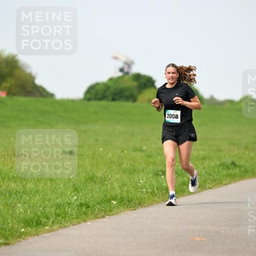 10.05.2026 - 8. Wedeler Halbmarathon Dr. Thomas Lammeyer http://msf.ph/oto/9709778 10.05.2026 12:03:47 Laufen 634, 2008 meine-sportfotos.de