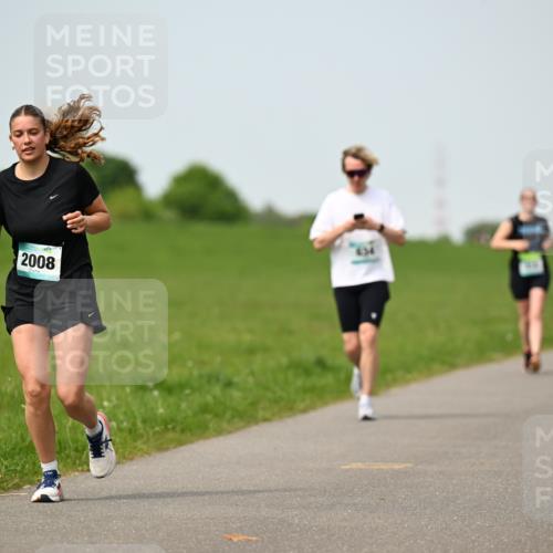 10.05.2026 - 8. Wedeler Halbmarathon Dr. Thomas Lammeyer http://msf.ph/oto/9709804 10.05.2026 12:03:49 Laufen 2008 meine-sportfotos.de
