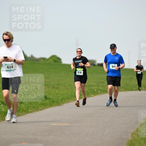 10.05.2026 - 8. Wedeler Halbmarathon Dr. Thomas Lammeyer http://msf.ph/oto/9709836 10.05.2026 12:03:51 Laufen 634, 318 meine-sportfotos.de
