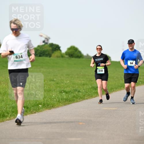 10.05.2026 - 8. Wedeler Halbmarathon Dr. Thomas Lammeyer http://msf.ph/oto/9709883 10.05.2026 12:03:54 Laufen 634, 318 meine-sportfotos.de