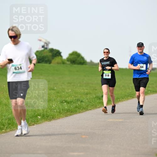 10.05.2026 - 8. Wedeler Halbmarathon Dr. Thomas Lammeyer http://msf.ph/oto/9709890 10.05.2026 12:03:54 Laufen 634, 318 meine-sportfotos.de