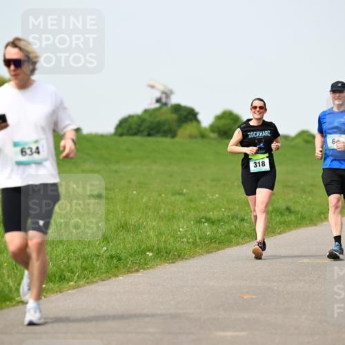 10.05.2026 - 8. Wedeler Halbmarathon Dr. Thomas Lammeyer http://msf.ph/oto/9709906 10.05.2026 12:03:55 Laufen 634, 318 meine-sportfotos.de