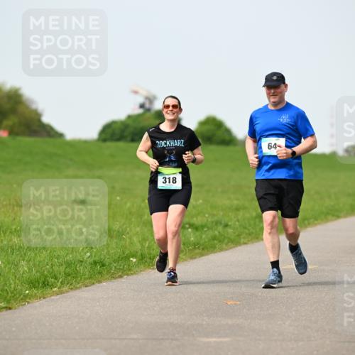 10.05.2026 - 8. Wedeler Halbmarathon Dr. Thomas Lammeyer http://msf.ph/oto/9709921 10.05.2026 12:03:56 Laufen 318 meine-sportfotos.de