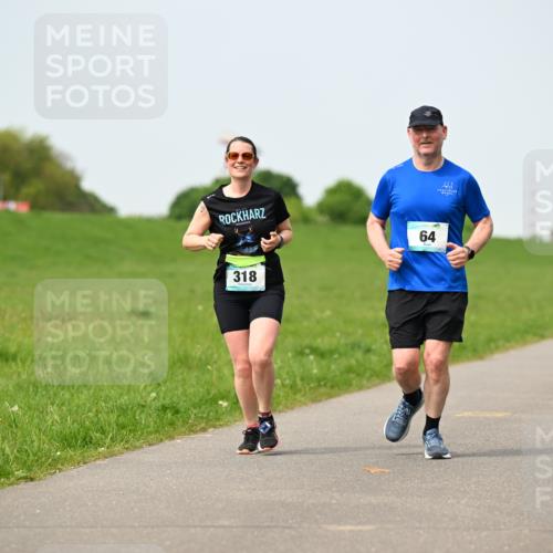 10.05.2026 - 8. Wedeler Halbmarathon Dr. Thomas Lammeyer http://msf.ph/oto/9709929 10.05.2026 12:03:57 Laufen 318 meine-sportfotos.de