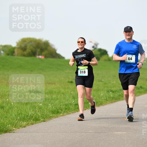 10.05.2026 - 8. Wedeler Halbmarathon Dr. Thomas Lammeyer http://msf.ph/oto/9709936 10.05.2026 12:03:57 Laufen 318 meine-sportfotos.de
