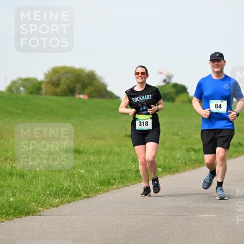 10.05.2026 - 8. Wedeler Halbmarathon Dr. Thomas Lammeyer http://msf.ph/oto/9709939 10.05.2026 12:03:57 Laufen 318 meine-sportfotos.de