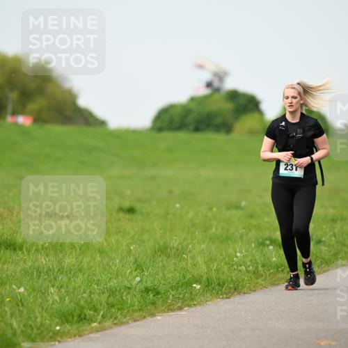 10.05.2026 - 8. Wedeler Halbmarathon Dr. Thomas Lammeyer http://msf.ph/oto/9709992 10.05.2026 12:04:07 Laufen 231 meine-sportfotos.de