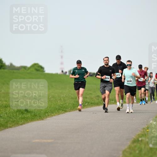 10.05.2026 - 8. Wedeler Halbmarathon Dr. Thomas Lammeyer http://msf.ph/oto/9710140 10.05.2026 12:04:30 Laufen 028, 415, 2030 meine-sportfotos.de