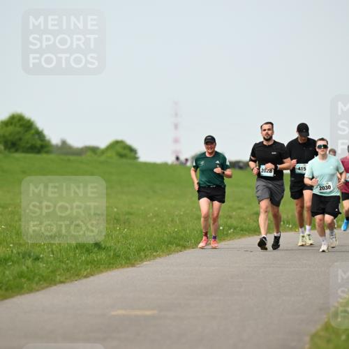 10.05.2026 - 8. Wedeler Halbmarathon Dr. Thomas Lammeyer http://msf.ph/oto/9710148 10.05.2026 12:04:30 Laufen 2028, 415, 2030, 260 meine-sportfotos.de