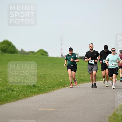 10.05.2026 - 8. Wedeler Halbmarathon Dr. Thomas Lammeyer http://msf.ph/oto/9710150 10.05.2026 12:04:30 Laufen 2028, 2030 meine-sportfotos.de