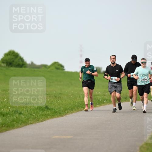 10.05.2026 - 8. Wedeler Halbmarathon Dr. Thomas Lammeyer http://msf.ph/oto/9710158 10.05.2026 12:04:31 Laufen 2028, 2030 meine-sportfotos.de