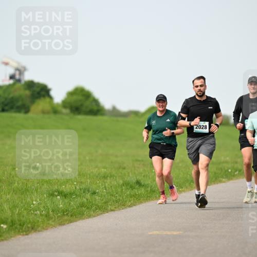 10.05.2026 - 8. Wedeler Halbmarathon Dr. Thomas Lammeyer http://msf.ph/oto/9710216 10.05.2026 12:04:34 Laufen 2028, 2030, 260 meine-sportfotos.de