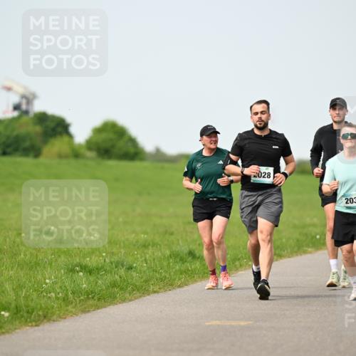10.05.2026 - 8. Wedeler Halbmarathon Dr. Thomas Lammeyer http://msf.ph/oto/9710230 10.05.2026 12:04:35 Laufen 028, 2030, 260 meine-sportfotos.de