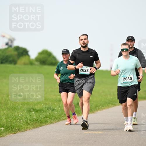 10.05.2026 - 8. Wedeler Halbmarathon Dr. Thomas Lammeyer http://msf.ph/oto/9710257 10.05.2026 12:04:36 Laufen 2028, 2030, 260 meine-sportfotos.de