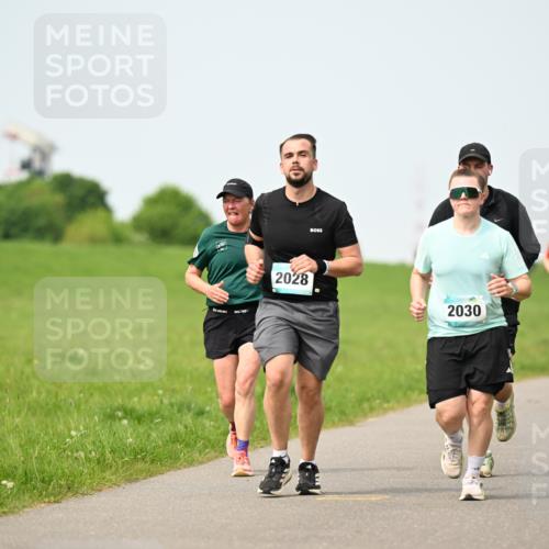 10.05.2026 - 8. Wedeler Halbmarathon Dr. Thomas Lammeyer http://msf.ph/oto/9710262 10.05.2026 12:04:37 Laufen 2028, 2030 meine-sportfotos.de