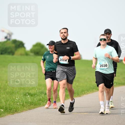 10.05.2026 - 8. Wedeler Halbmarathon Dr. Thomas Lammeyer http://msf.ph/oto/9710266 10.05.2026 12:04:37 Laufen 2020, 2030, 260 meine-sportfotos.de
