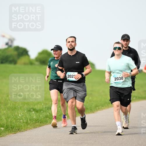 10.05.2026 - 8. Wedeler Halbmarathon Dr. Thomas Lammeyer http://msf.ph/oto/9710269 10.05.2026 12:04:37 Laufen 202, 2030 meine-sportfotos.de