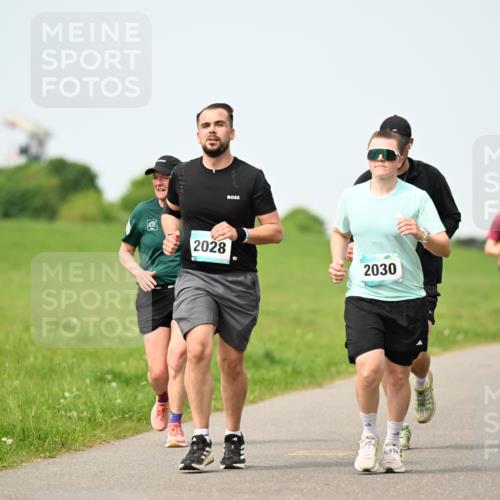 10.05.2026 - 8. Wedeler Halbmarathon Dr. Thomas Lammeyer http://msf.ph/oto/9710280 10.05.2026 12:04:38 Laufen 2028, 2030 meine-sportfotos.de
