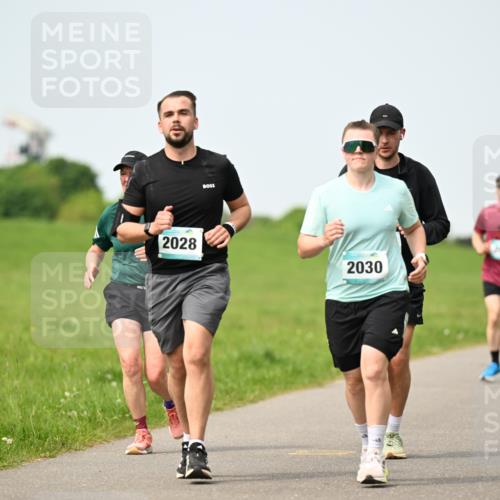 10.05.2026 - 8. Wedeler Halbmarathon Dr. Thomas Lammeyer http://msf.ph/oto/9710287 10.05.2026 12:04:38 Laufen 2028, 2030 meine-sportfotos.de