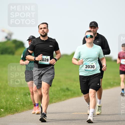 10.05.2026 - 8. Wedeler Halbmarathon Dr. Thomas Lammeyer http://msf.ph/oto/9710289 10.05.2026 12:04:38 Laufen 028, 2030 meine-sportfotos.de