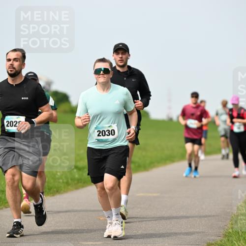 10.05.2026 - 8. Wedeler Halbmarathon Dr. Thomas Lammeyer http://msf.ph/oto/9710326 10.05.2026 12:04:40 Laufen 2022, 2030 meine-sportfotos.de