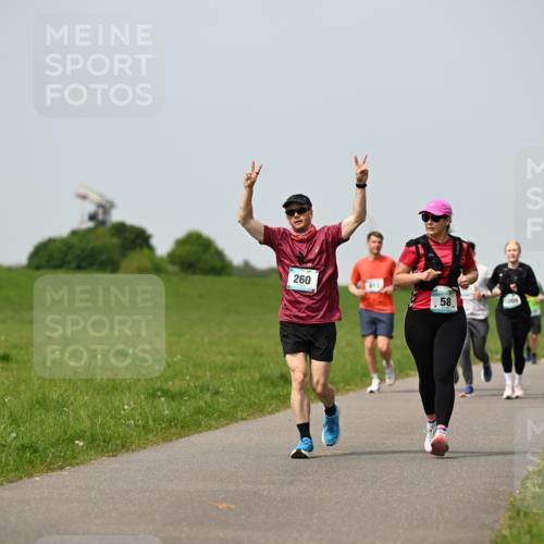 10.05.2026 - 8. Wedeler Halbmarathon Dr. Thomas Lammeyer http://msf.ph/oto/9710359 10.05.2026 12:04:43 Laufen 260, 613, 1009 meine-sportfotos.de
