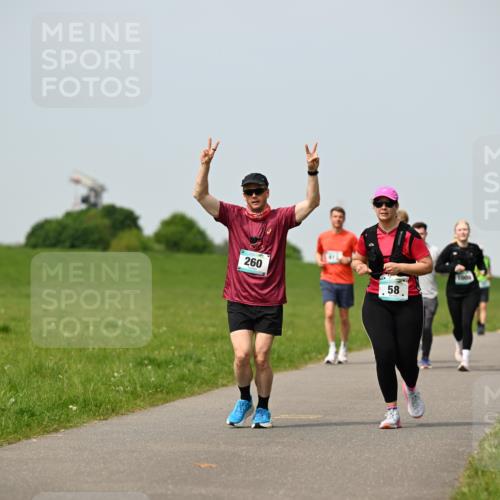 10.05.2026 - 8. Wedeler Halbmarathon Dr. Thomas Lammeyer http://msf.ph/oto/9710364 10.05.2026 12:04:44 Laufen 260 meine-sportfotos.de