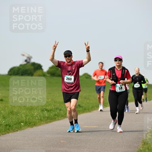 10.05.2026 - 8. Wedeler Halbmarathon Dr. Thomas Lammeyer http://msf.ph/oto/9710376 10.05.2026 12:04:44 Laufen 260, 1009 meine-sportfotos.de