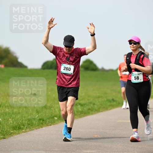 10.05.2026 - 8. Wedeler Halbmarathon Dr. Thomas Lammeyer http://msf.ph/oto/9710399 10.05.2026 12:04:46 Laufen 195, 260 meine-sportfotos.de