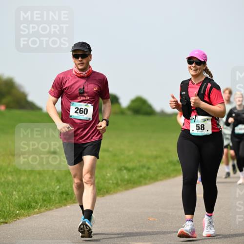 10.05.2026 - 8. Wedeler Halbmarathon Dr. Thomas Lammeyer http://msf.ph/oto/9710409 10.05.2026 12:04:47 Laufen 195, 260 meine-sportfotos.de