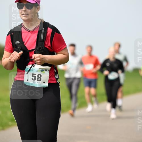 10.05.2026 - 8. Wedeler Halbmarathon Dr. Thomas Lammeyer http://msf.ph/oto/9710449 10.05.2026 12:04:49 Laufen  meine-sportfotos.de